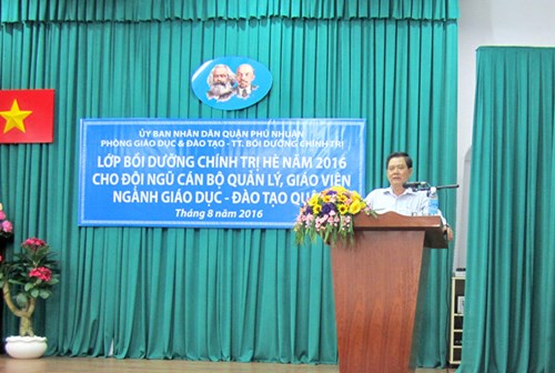 Ngành giáo dục – đào tạo tổ chức bồi dưỡng cán bộ quản lí giáo dục, giáo viên, nhân viên hè 2016